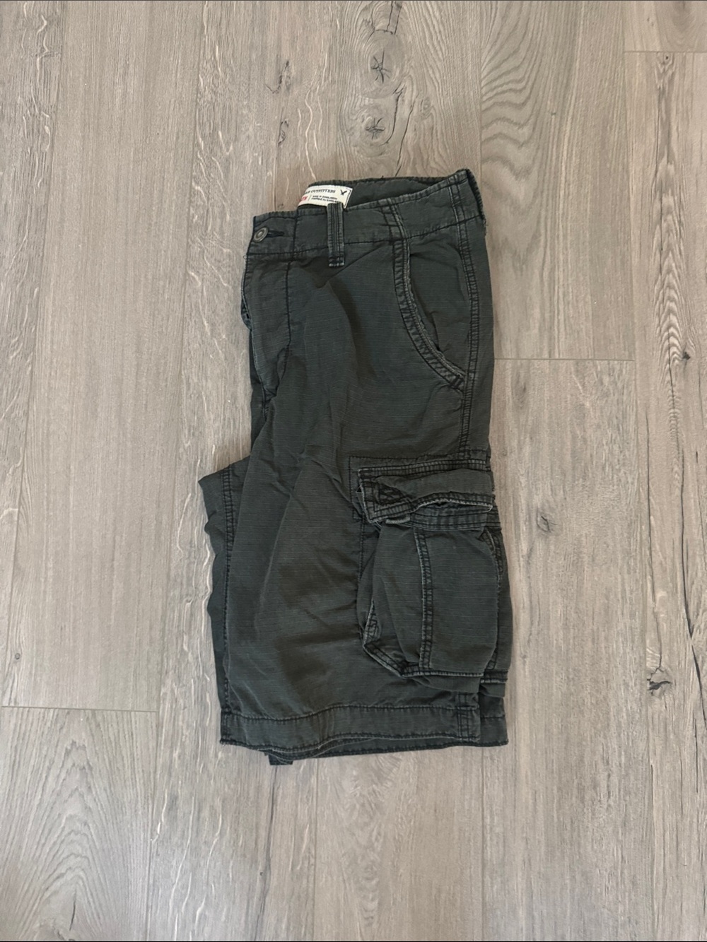 American Eagle Outfitters Men's Cargo Shorts - Dark Gray